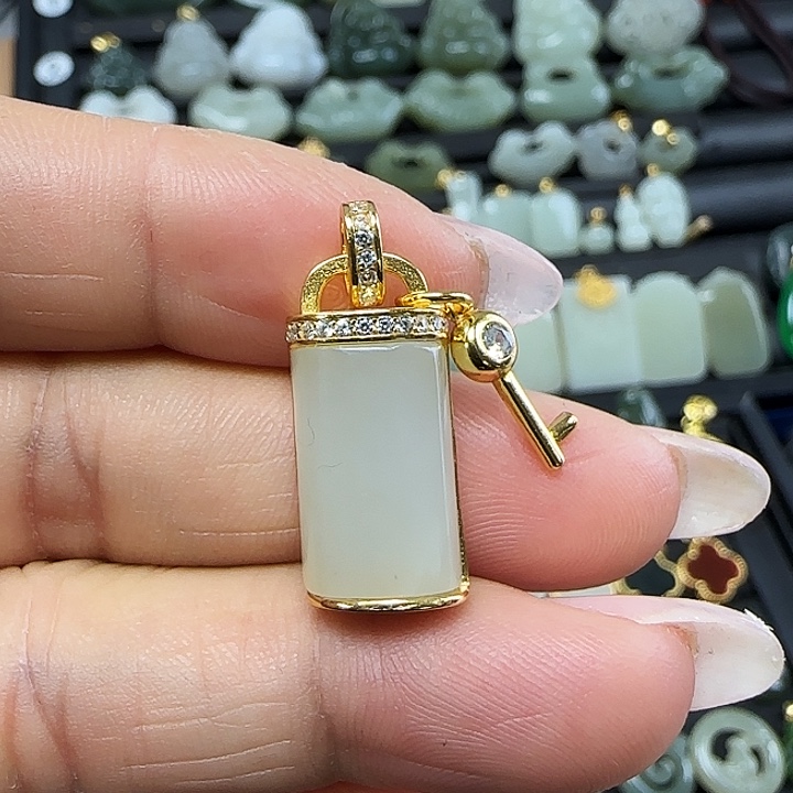 和田玉吊坠(不含链)银S925镶嵌