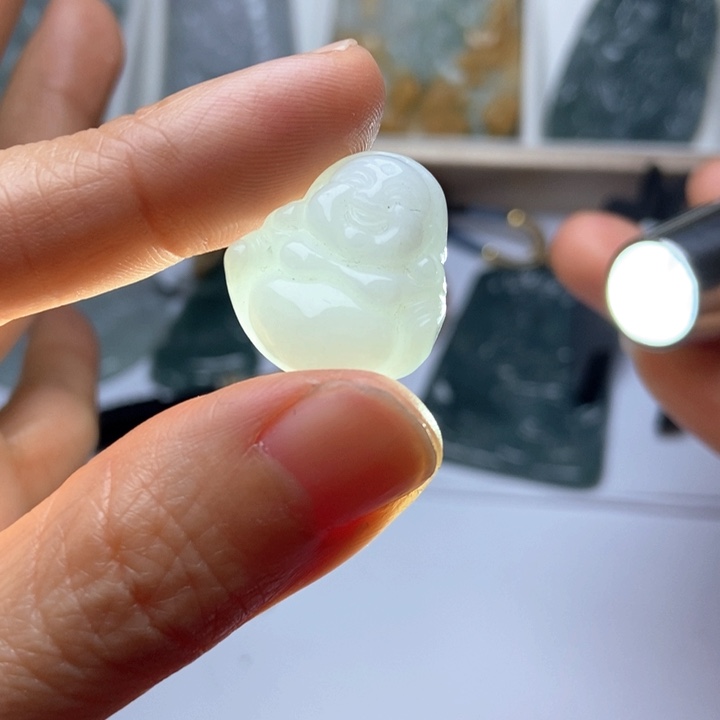 翡翠未镶嵌挂件翡翠