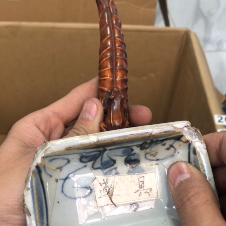 陶瓷孤品单件车里拍