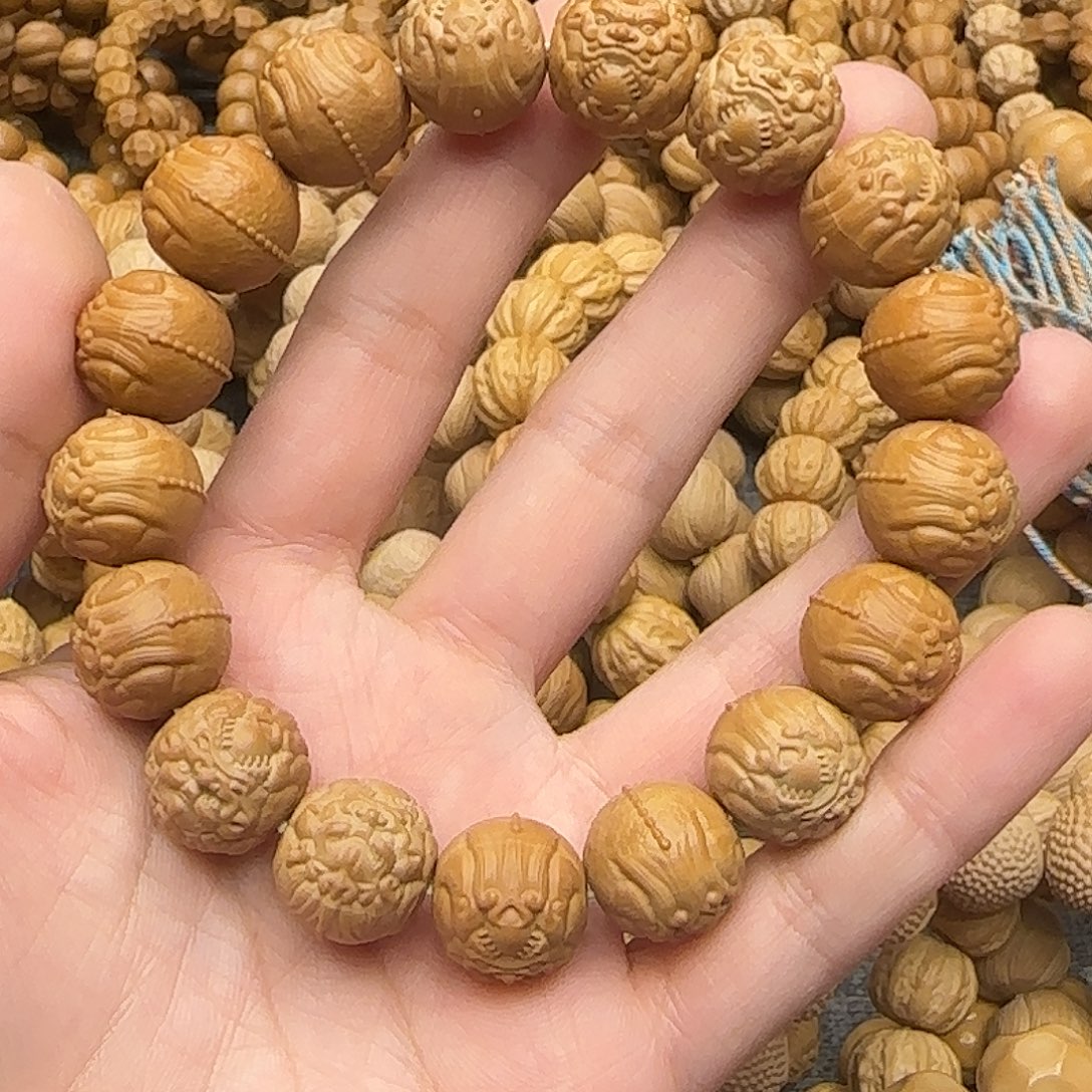 吊坠猴头核桃全品吞金兽