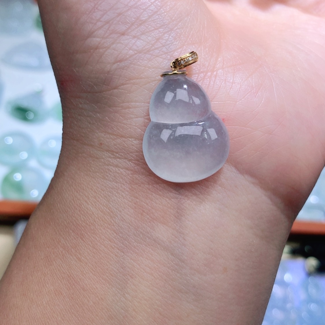 【闪购商品】翡翠颈饰18K金镶嵌葫芦