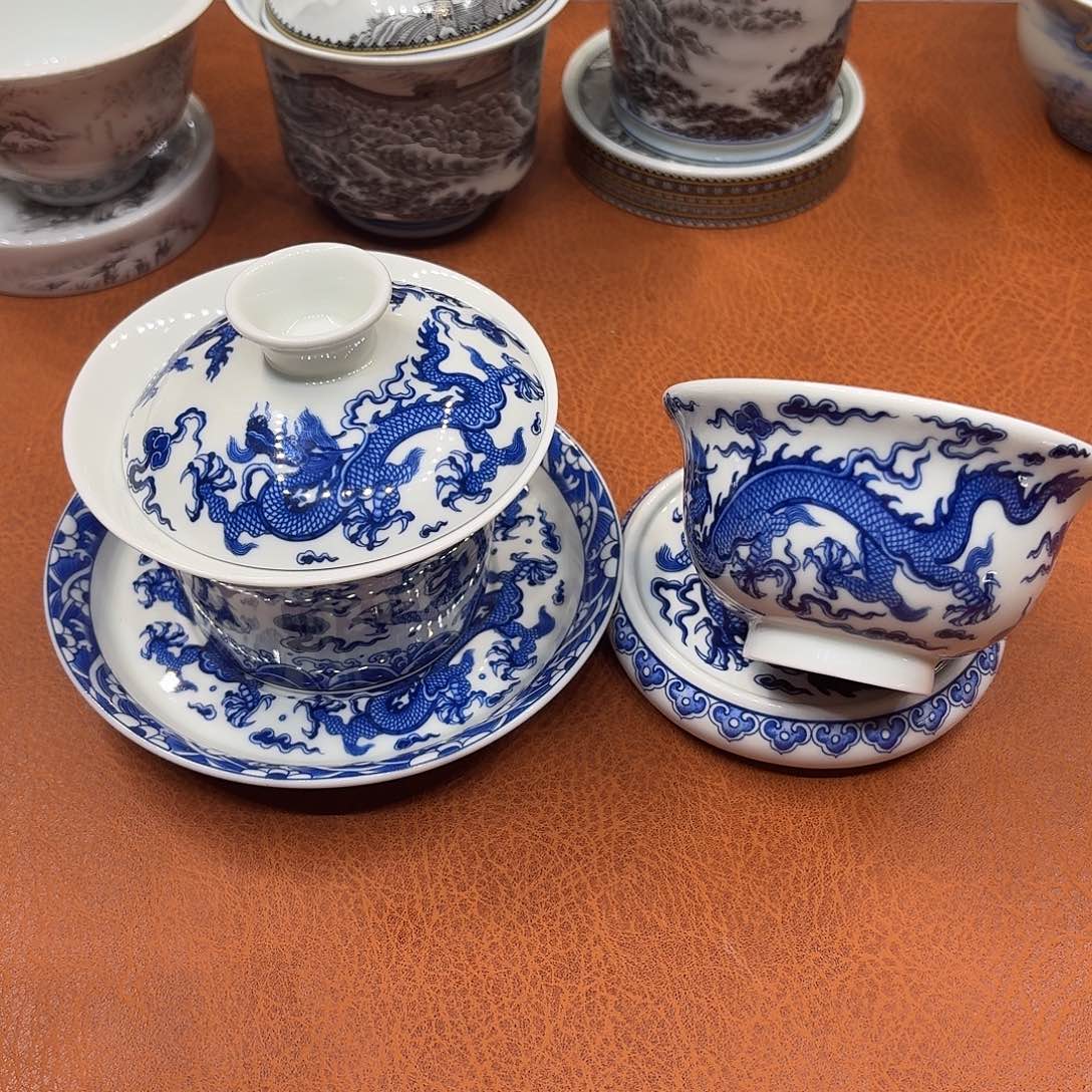 景德镇市和上海浦东新