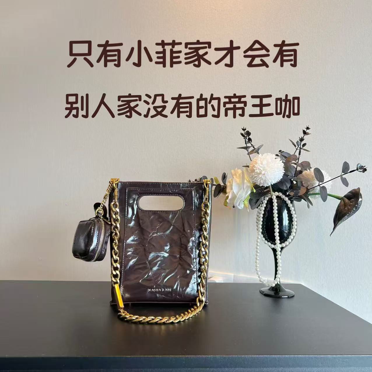 2025秋冬新款小众设计师款女包百搭通勤手提单肩斜挎包时尚高级感