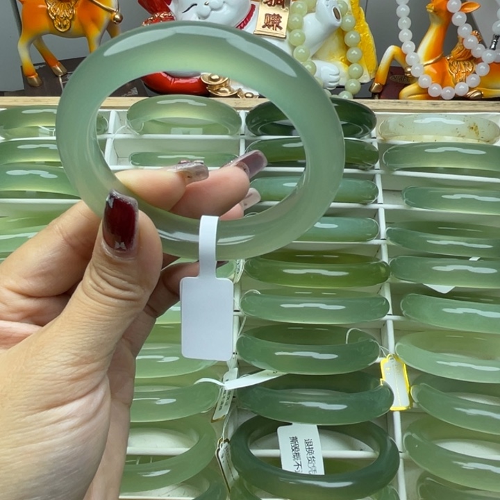 天***℡岫玉未镶嵌手镯岫玉