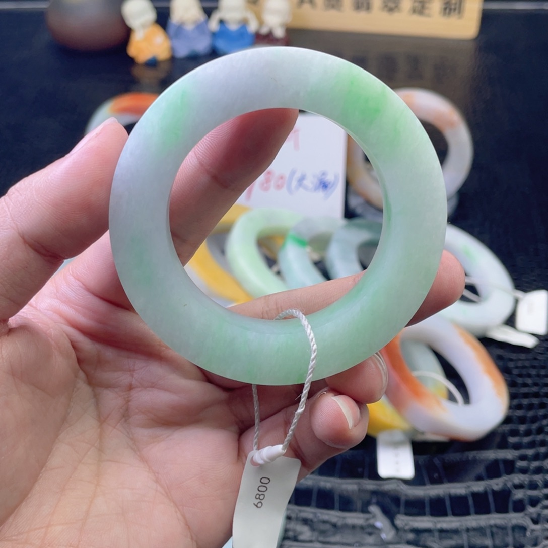 定制翡翠未镶嵌翡翠