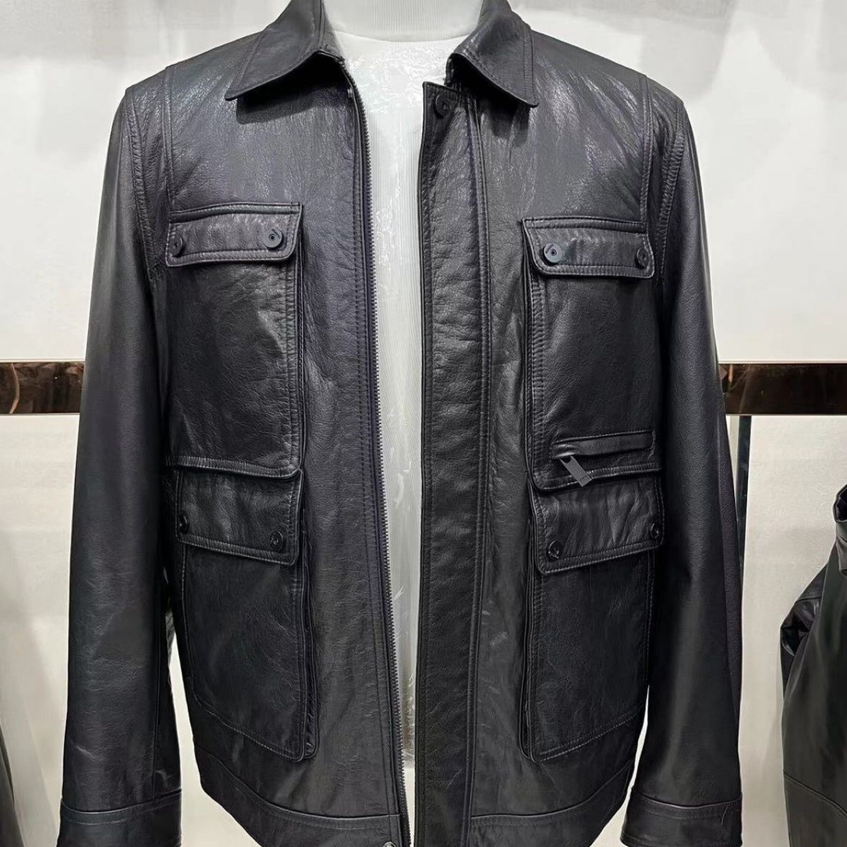 男士立领常规款真皮牛皮纯色短款皮衣修身黑色百搭