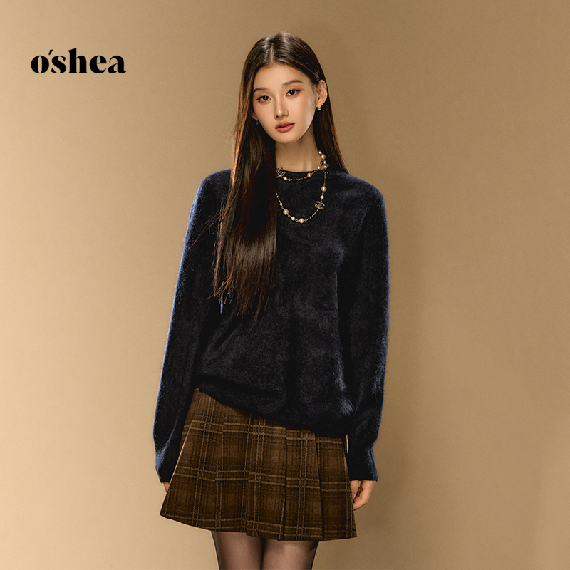 oshea【官方专享】三色毛衣女2025新款冬季保暖简约圆领宽松针织衫