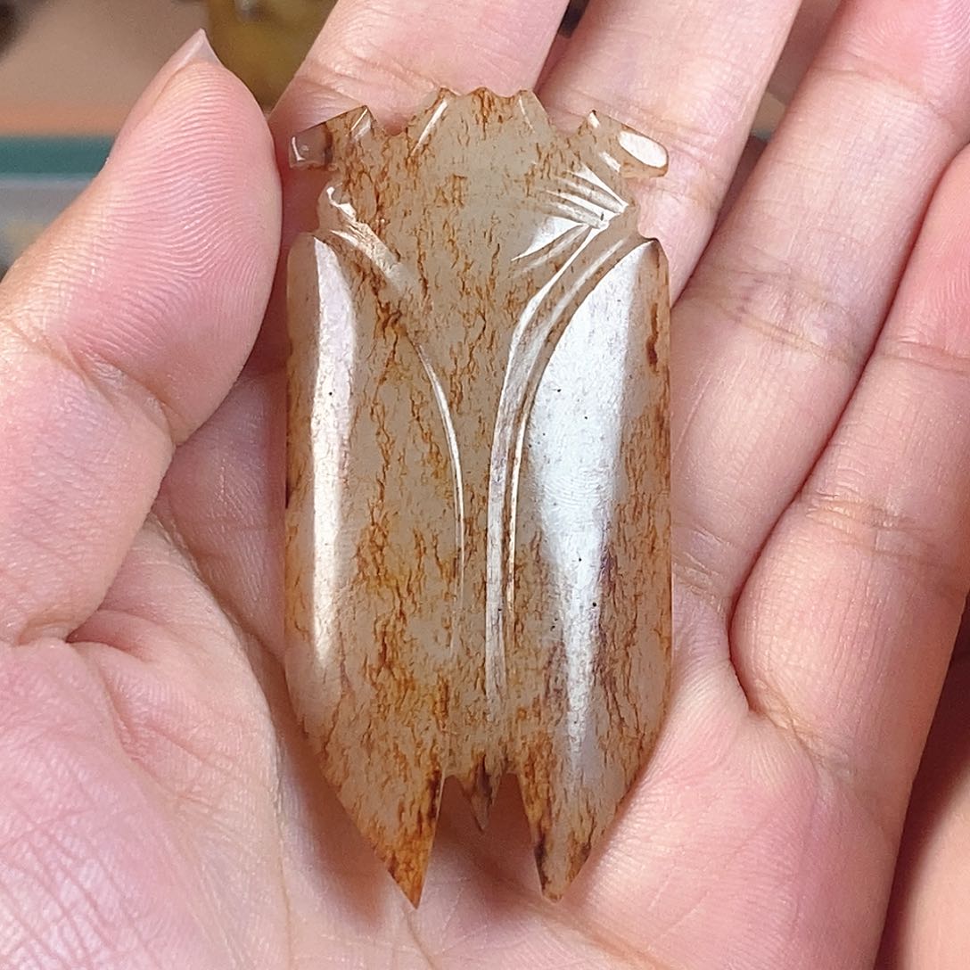 和田玉未镶嵌挂件玩**错