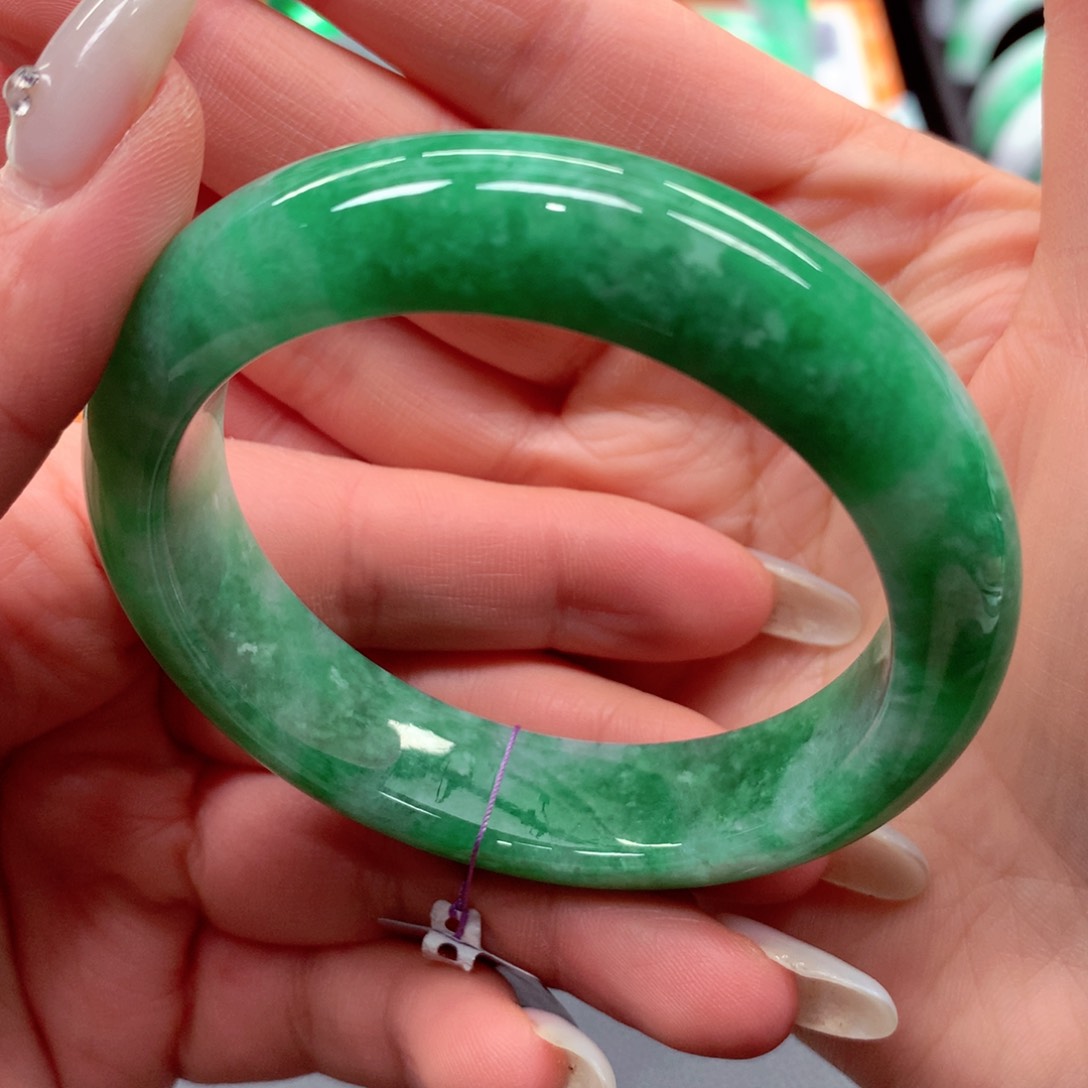 未镶嵌手镯翡翠翡翠