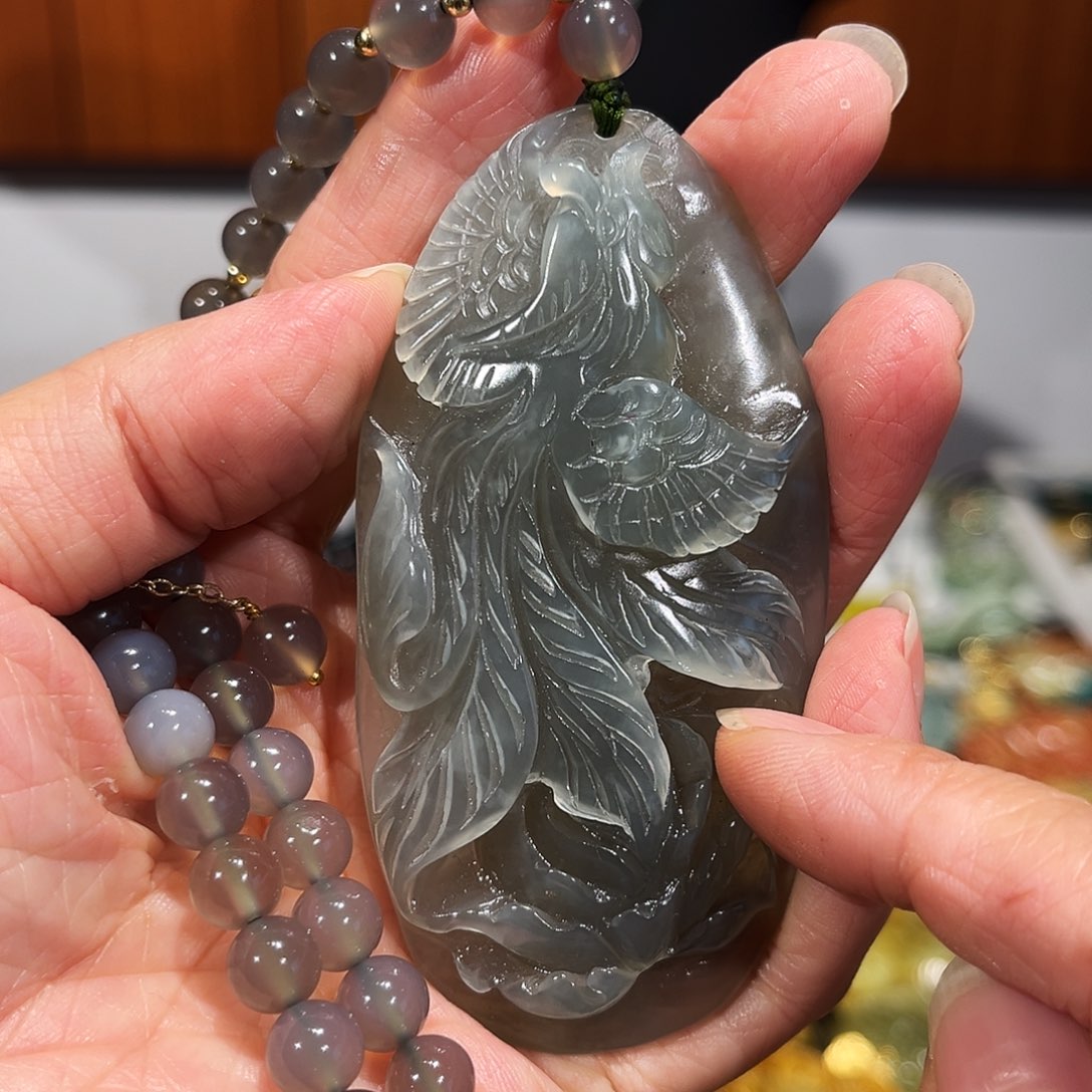 岫玉未镶嵌毛衣链