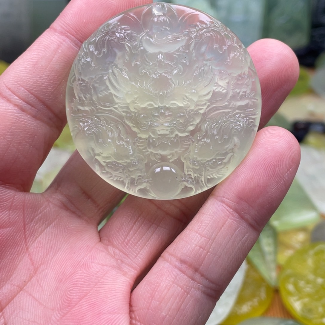 流***忆蛇纹石玉未镶嵌吊坠