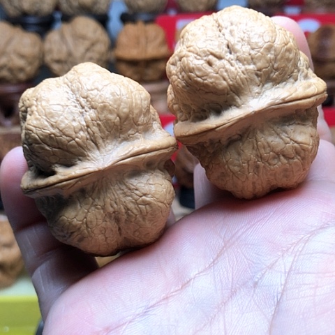 文玩核桃吊坠云南铁核桃