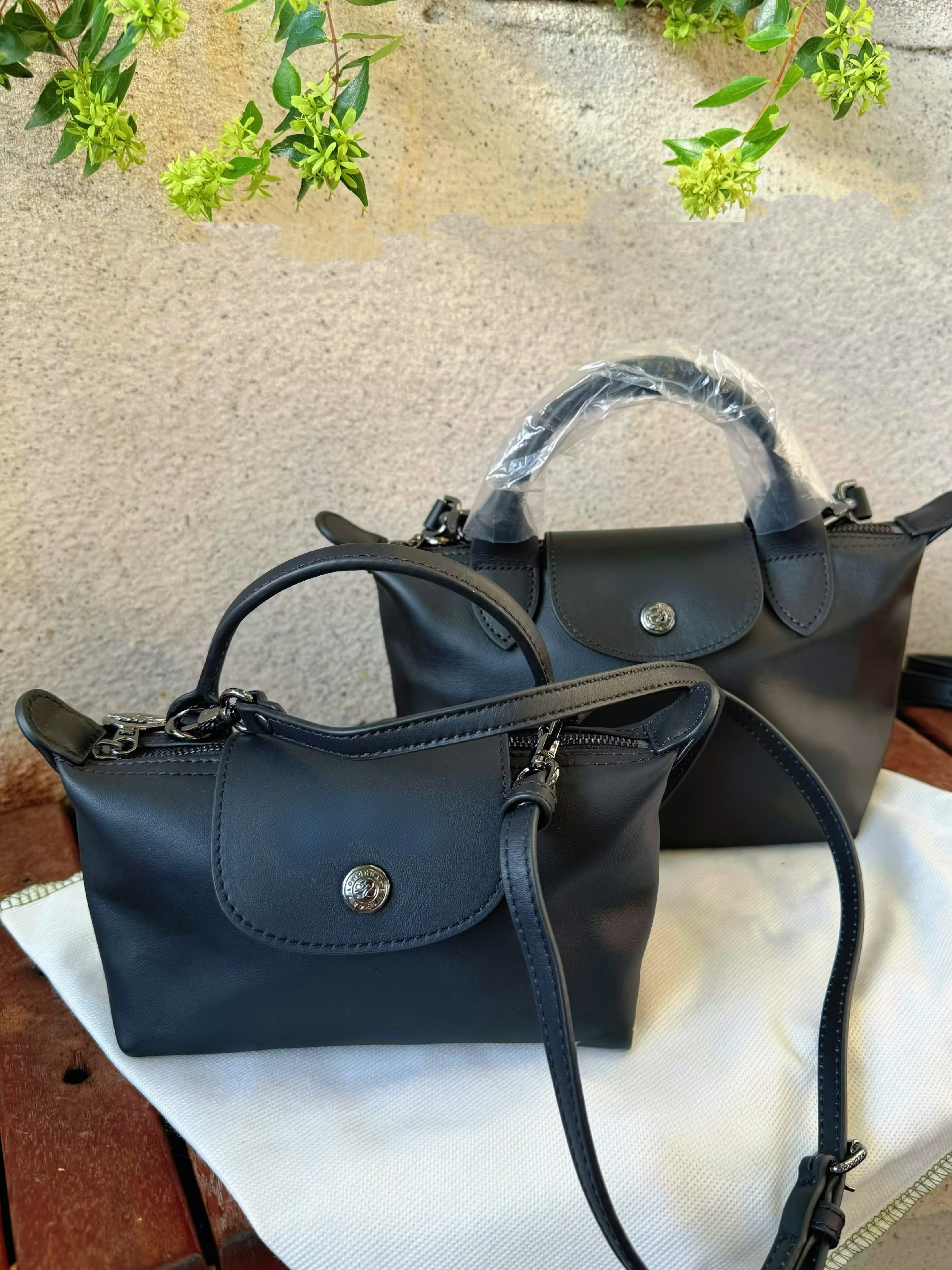 【柜货剪标】法国Xtra牛皮饺子包迷你小号斜挎包手拿包