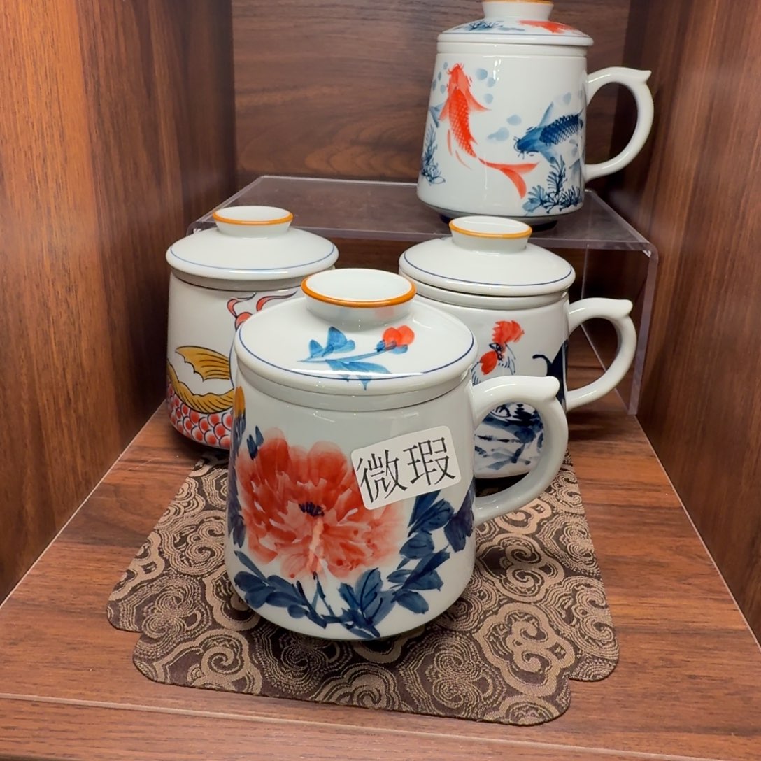 釉下手绘茶具微瑕