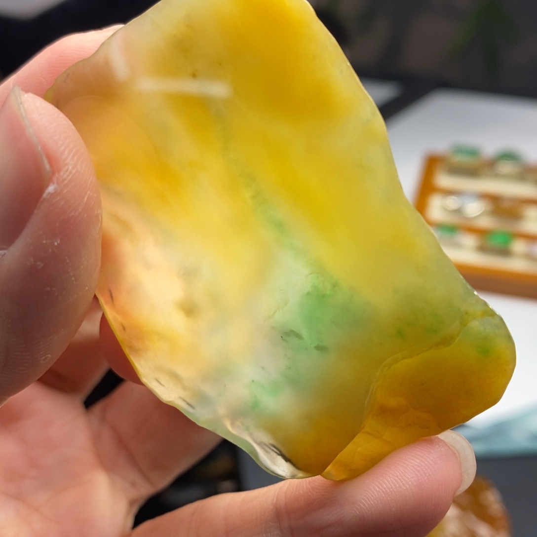 定制翡翠未镶嵌包工