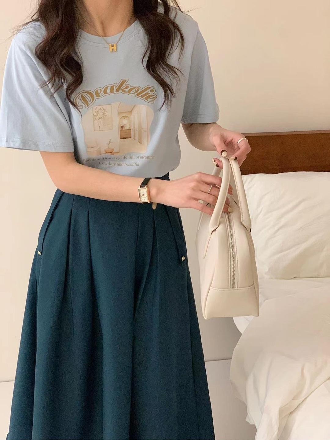 5306印花圆领T恤宽松舒适时尚百搭夏季女