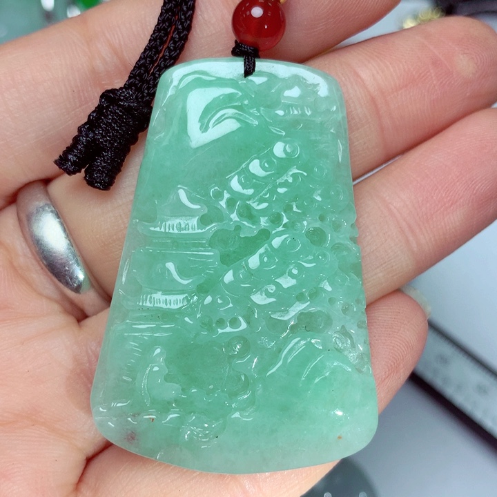 翡翠吊坠(不含链)未镶嵌