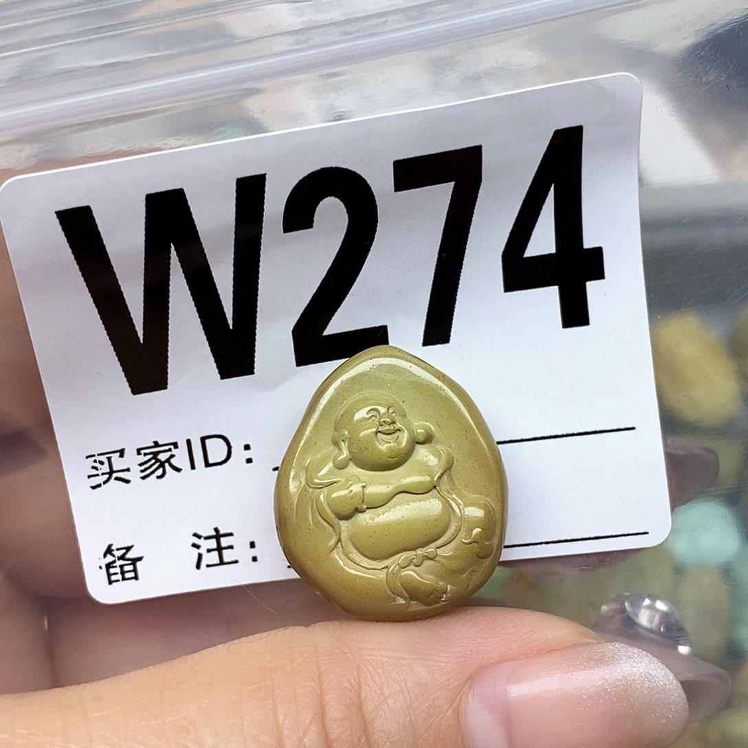 绿松石配饰未镶嵌还***。