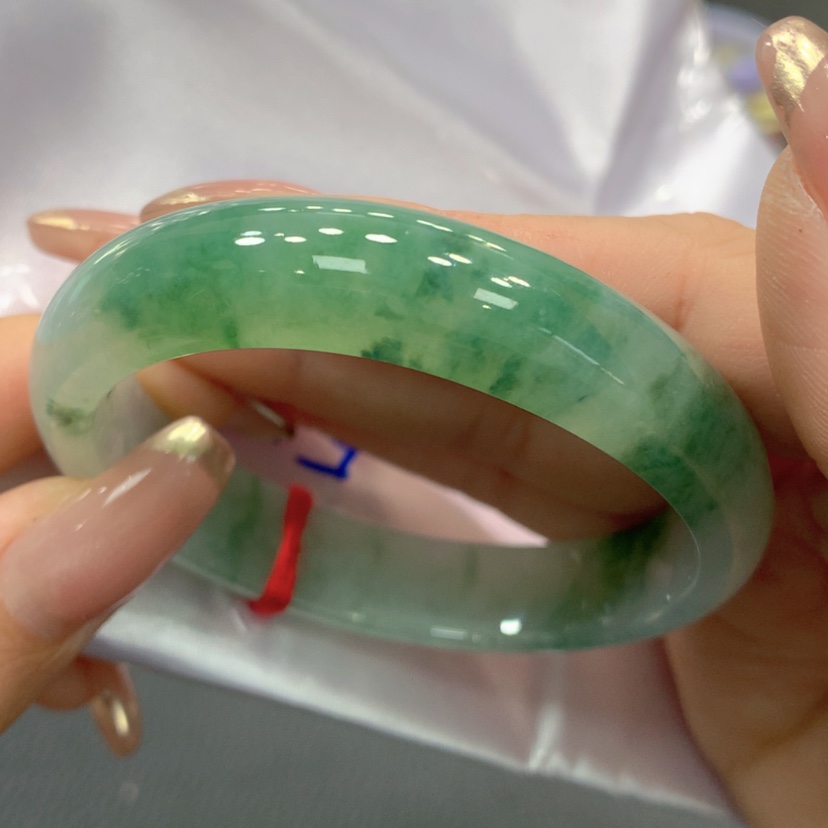 【闪购商品】翡翠手镯未镶嵌翡翠