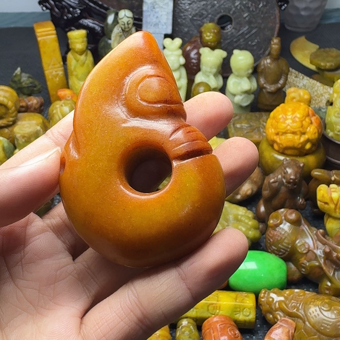 白玉菩提吊坠。。。飞*哥