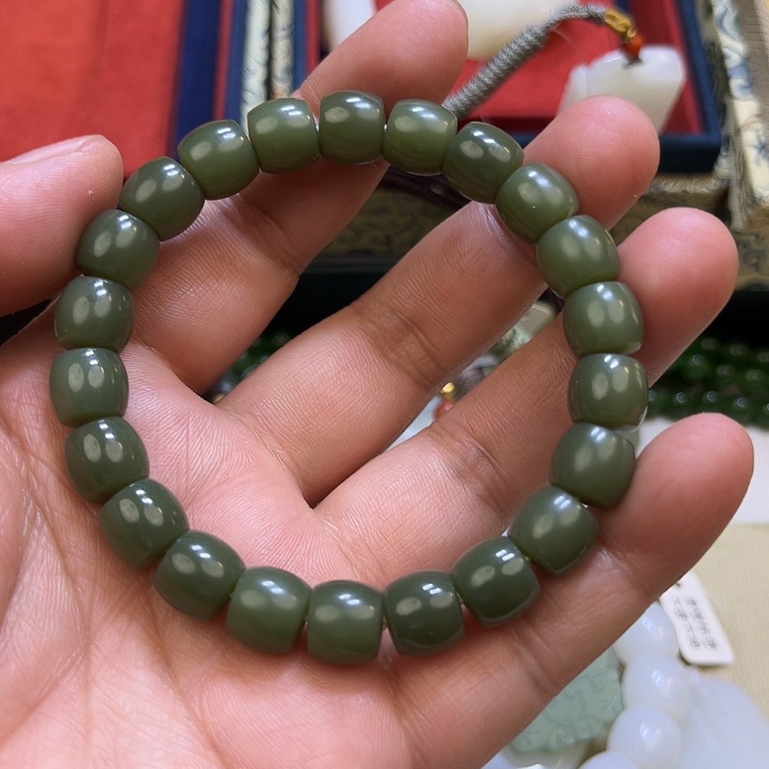 和田玉手链未镶嵌