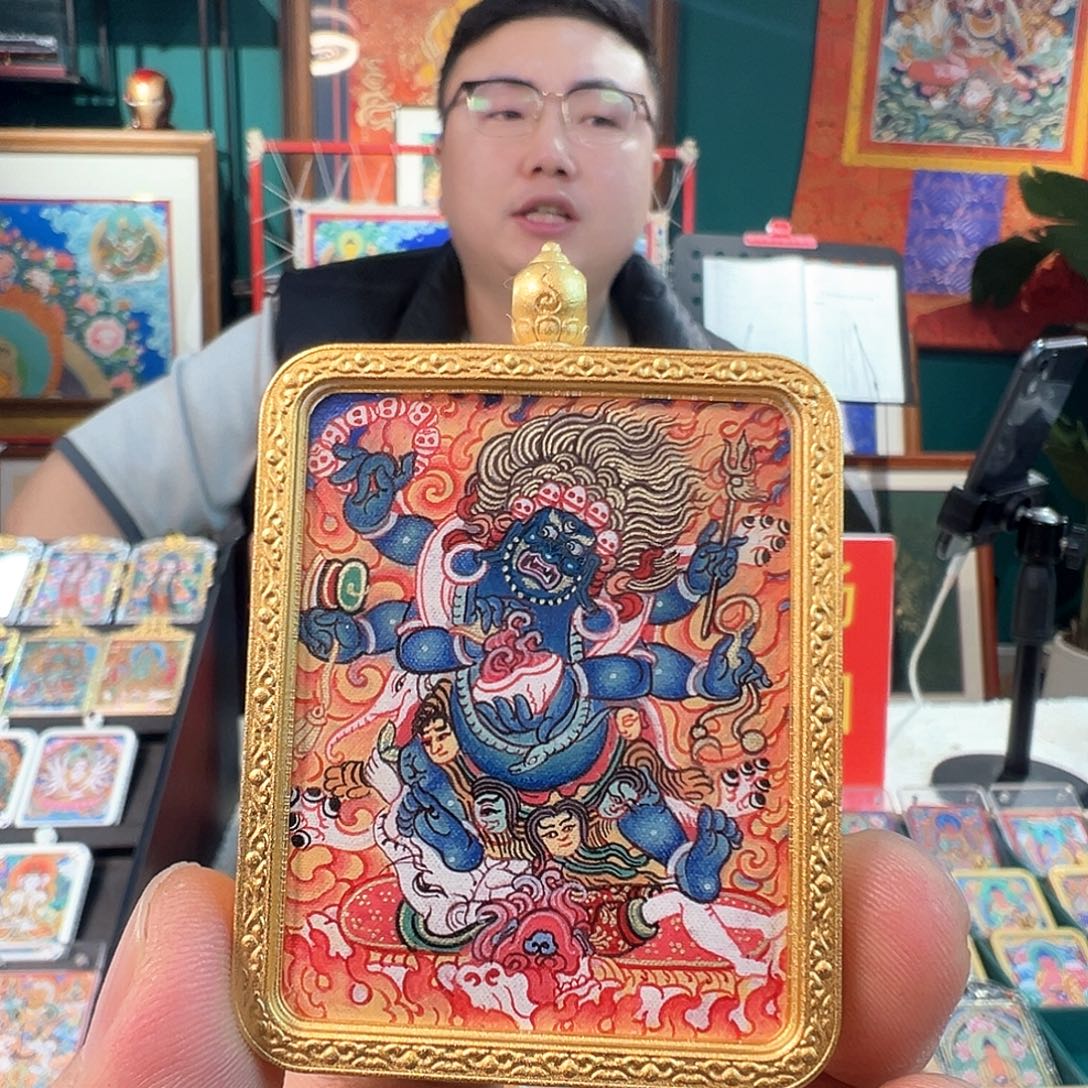 吊坠六臂大黑天纯手绘