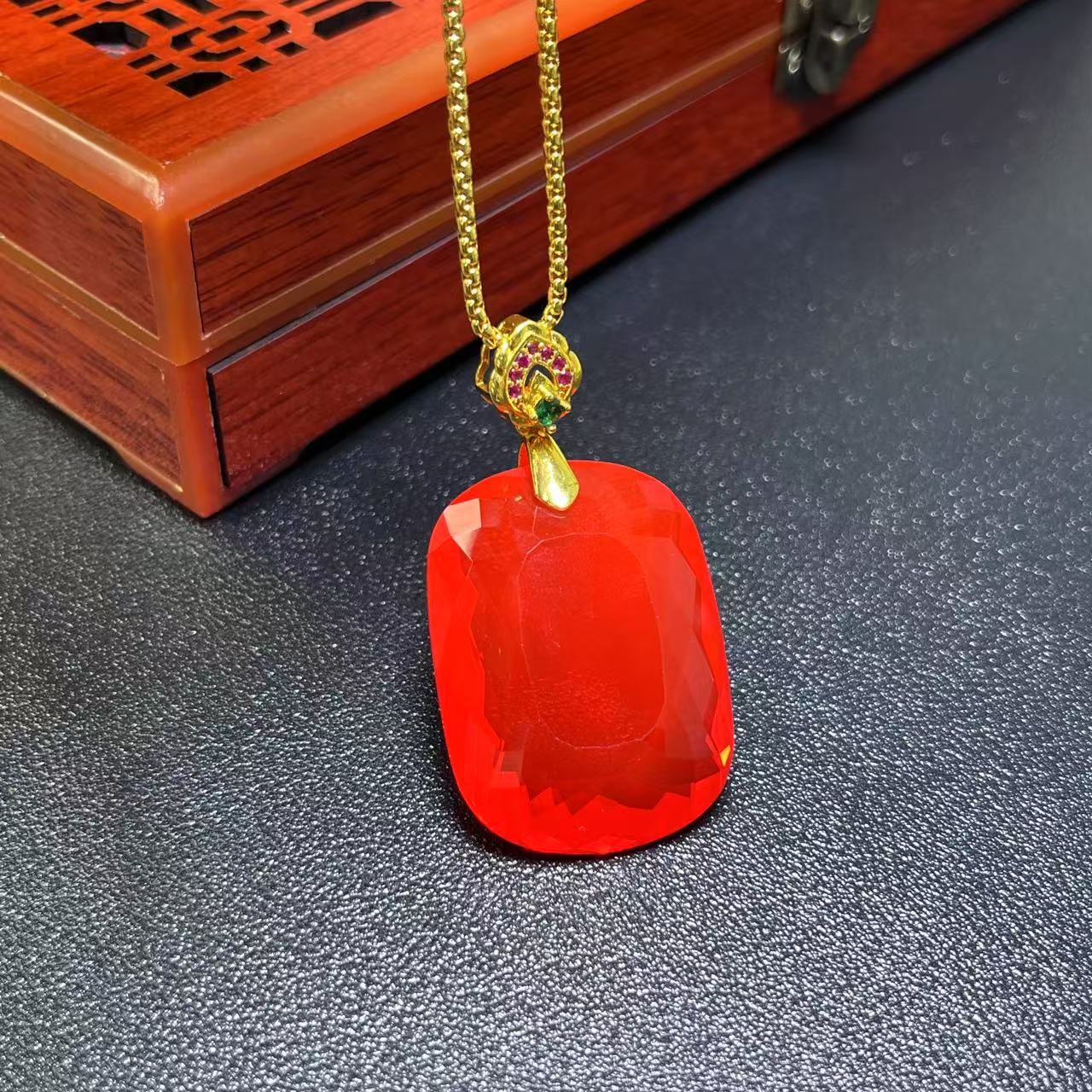 红宝石*QZY536时尚精美男女同款百搭吊坠