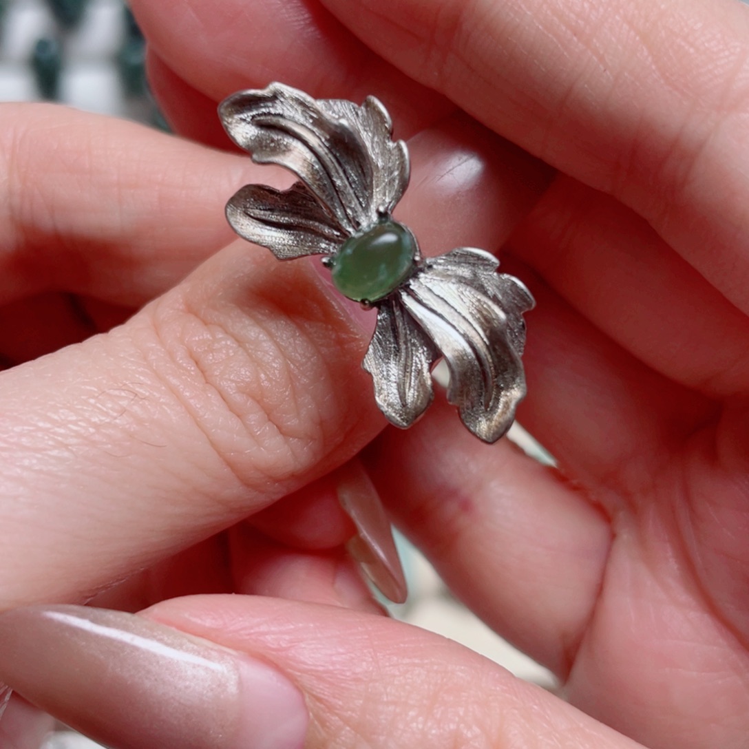 透闪石-蛇纹石玉银S925镶嵌戒指