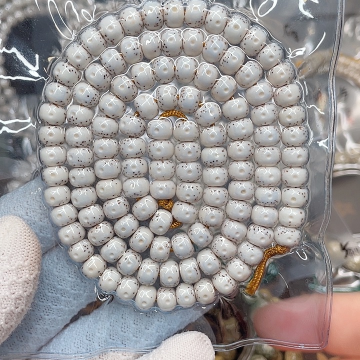 吊坠星月菩提干磨微脱大留白藏式桶珠86长串