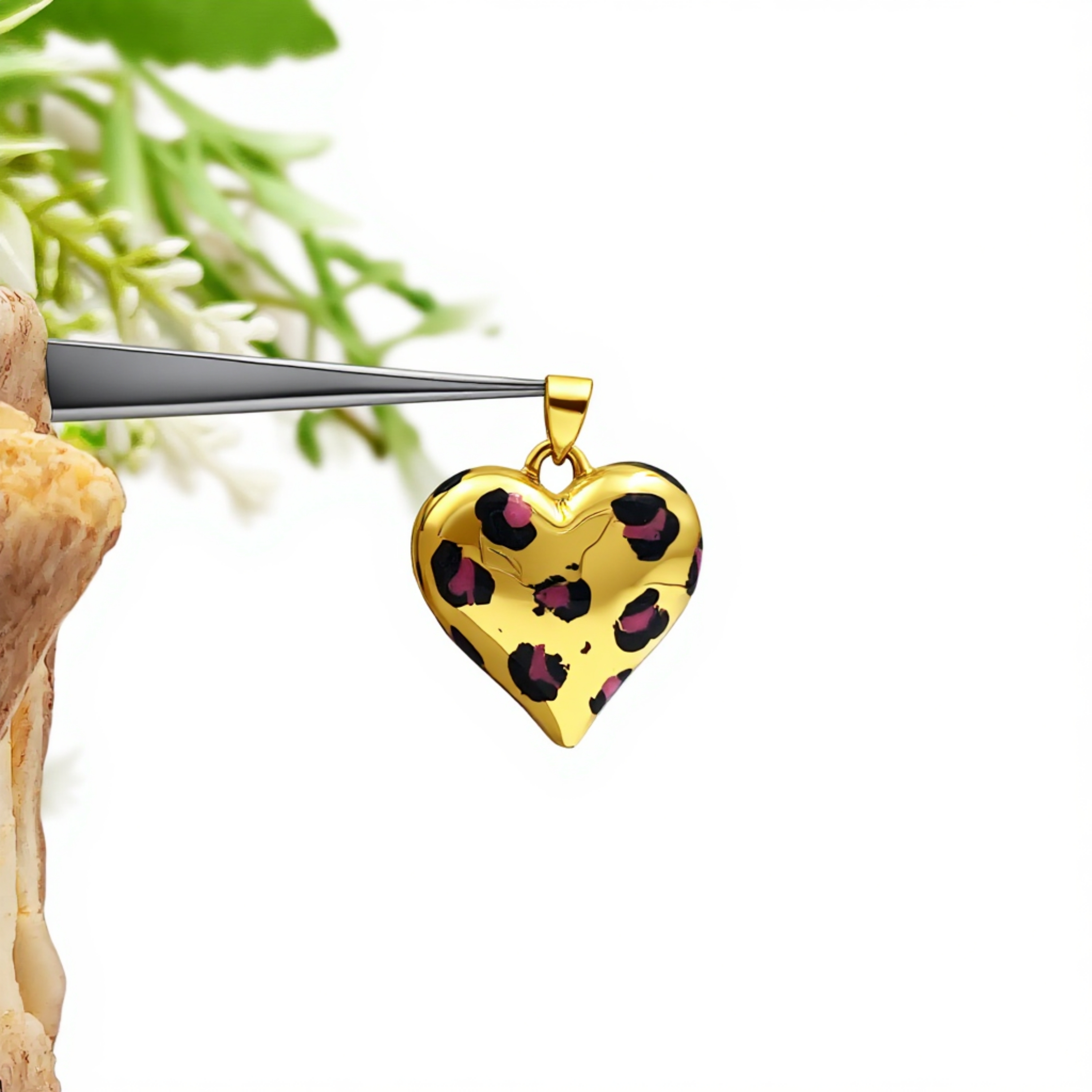 足金999 豹纹爱心吊坠 5D工艺黄金 按克卖 A4