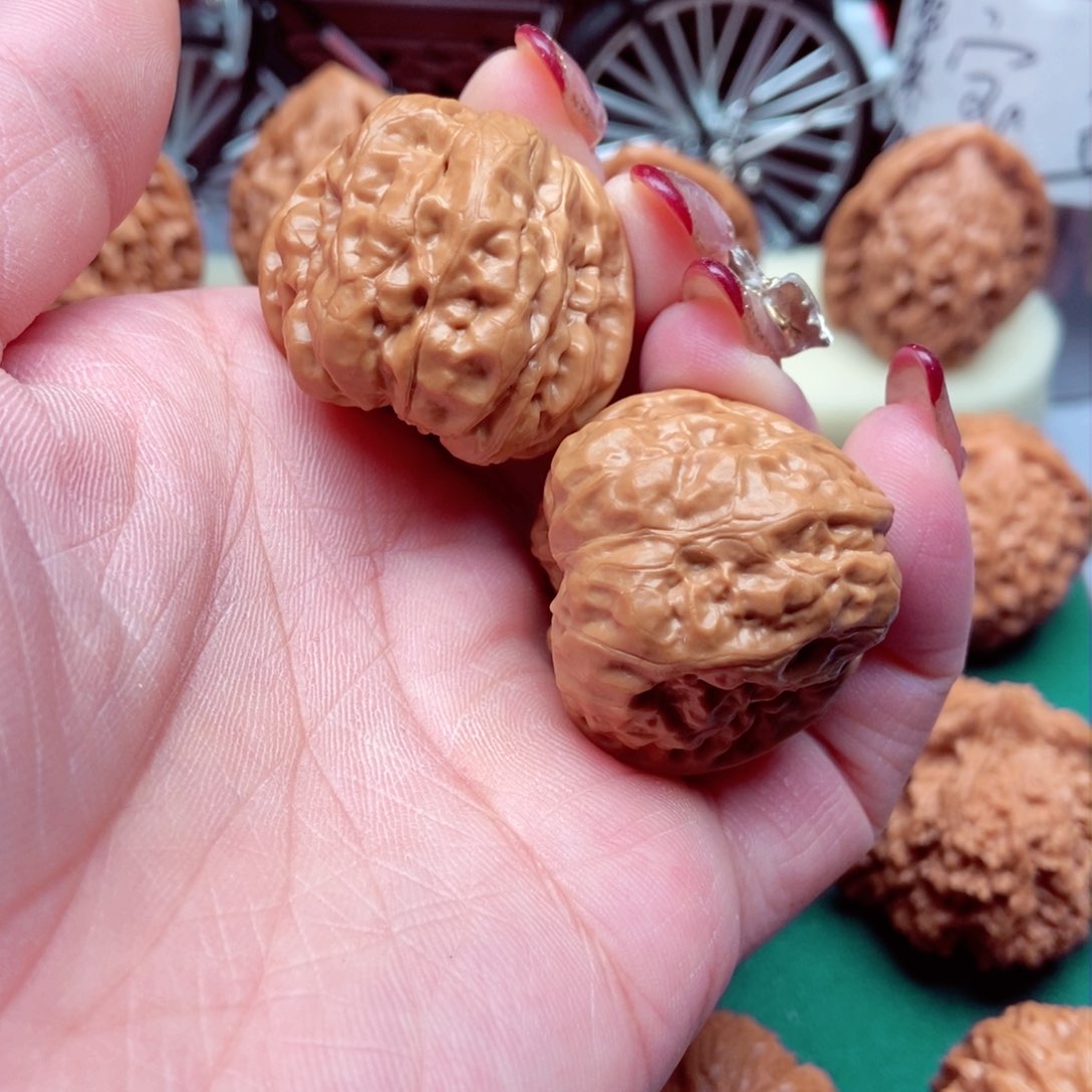 文玩核桃吊坠蛤蟆手捻34