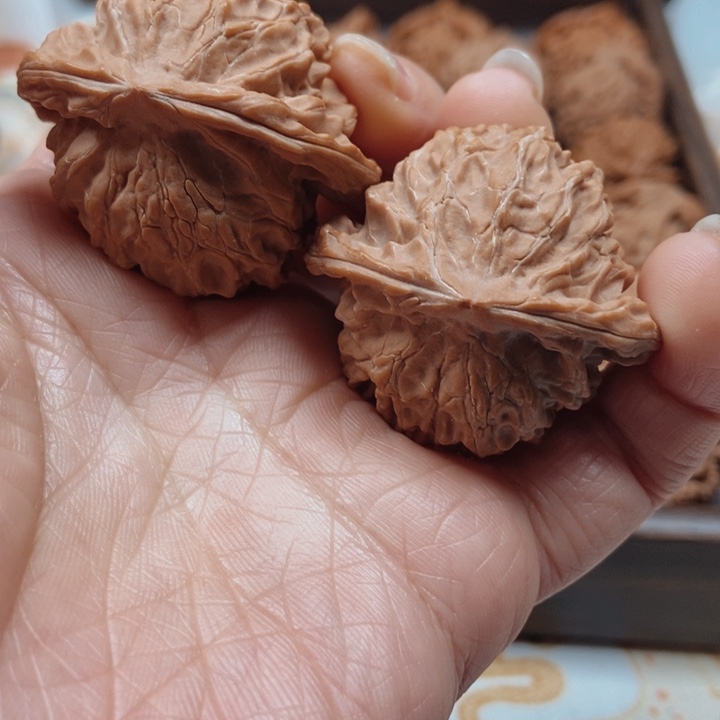 哈***…文玩核桃手串公子帽