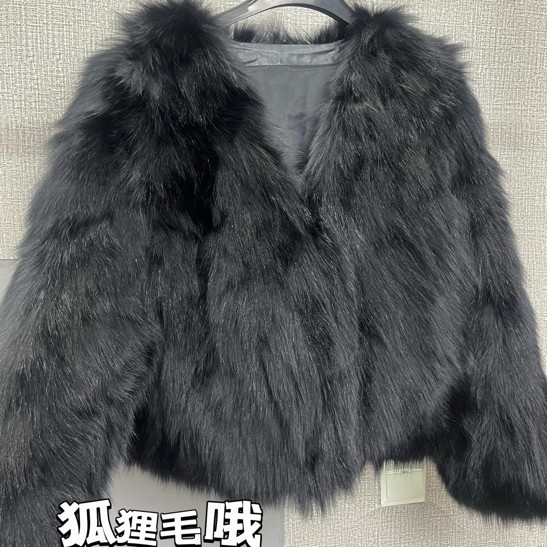 2025短款V领常规款腹毛拼接通勤风女显瘦百搭