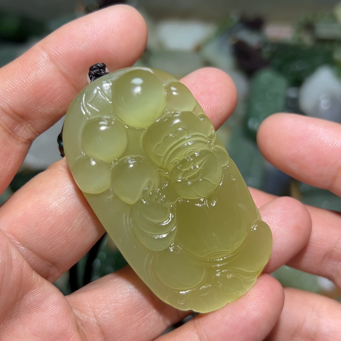 和田玉未镶嵌挂件