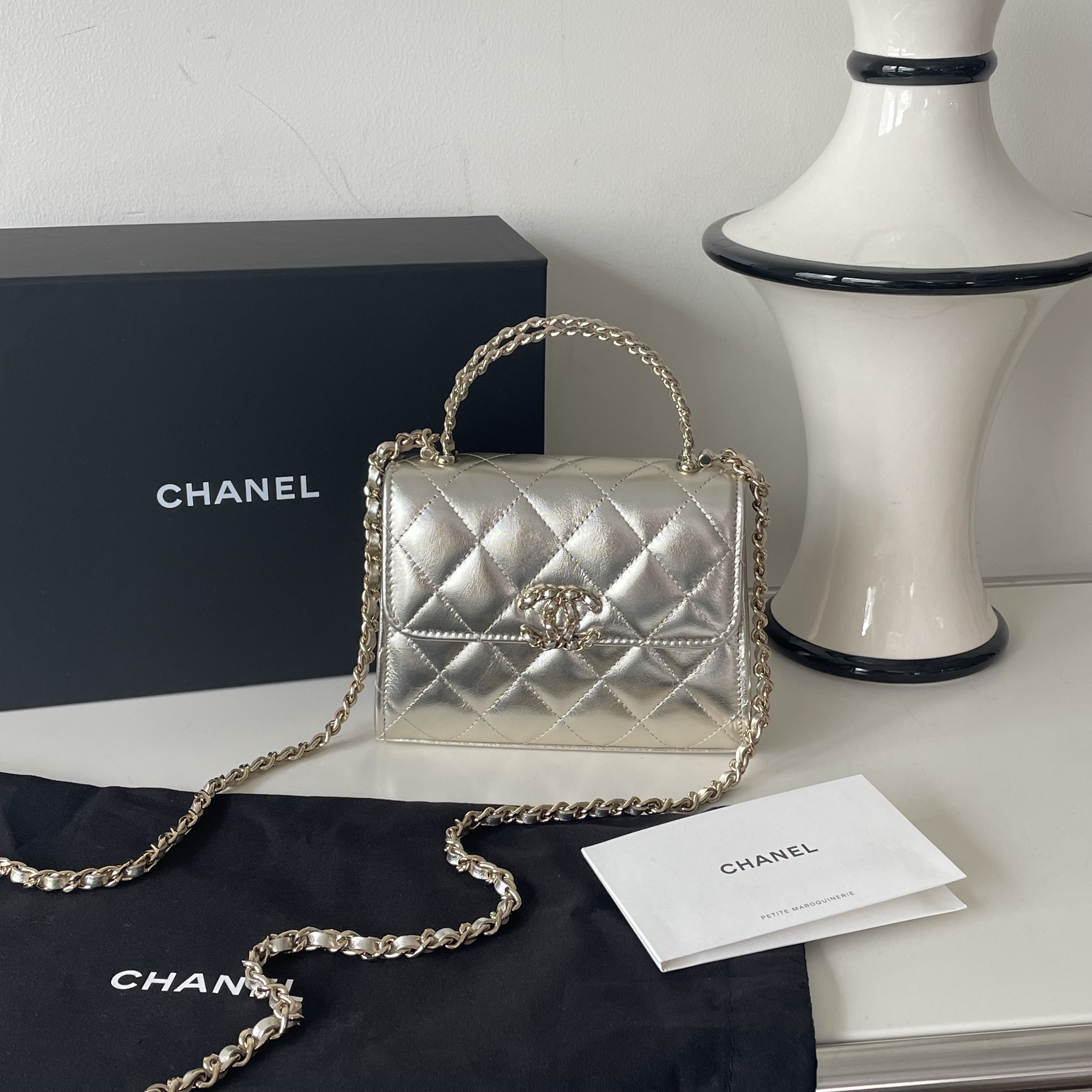 未使用 Chanel/香奈儿 Azul-  25S香槟金牛皮kelly斜挎包/43340
