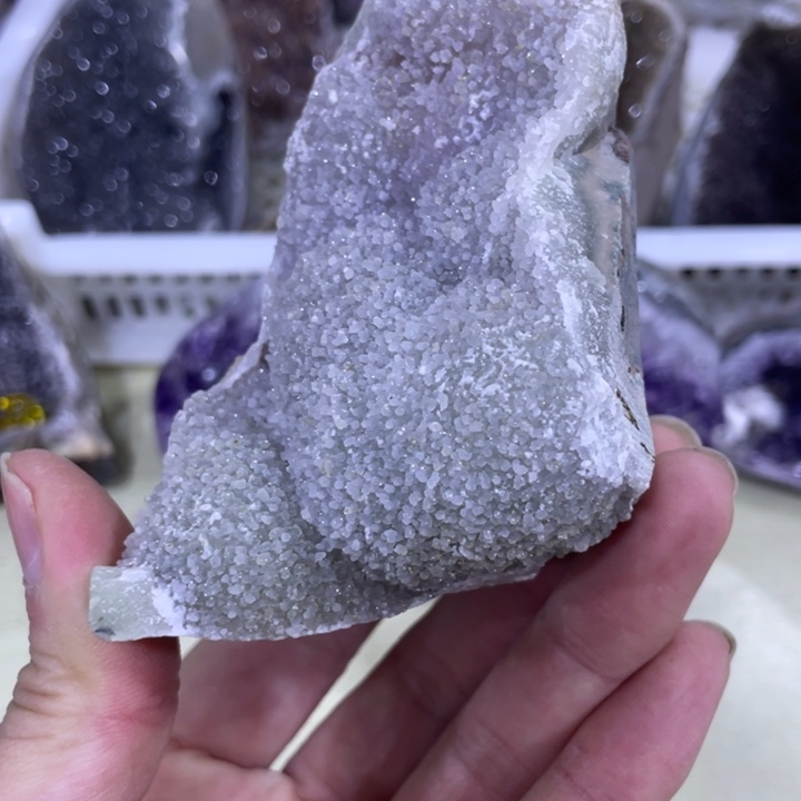 紫晶水晶摆件未镶嵌