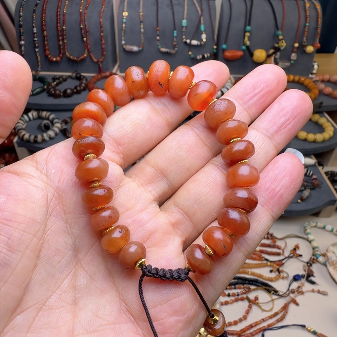 玛瑙/玉髓颈饰未镶嵌