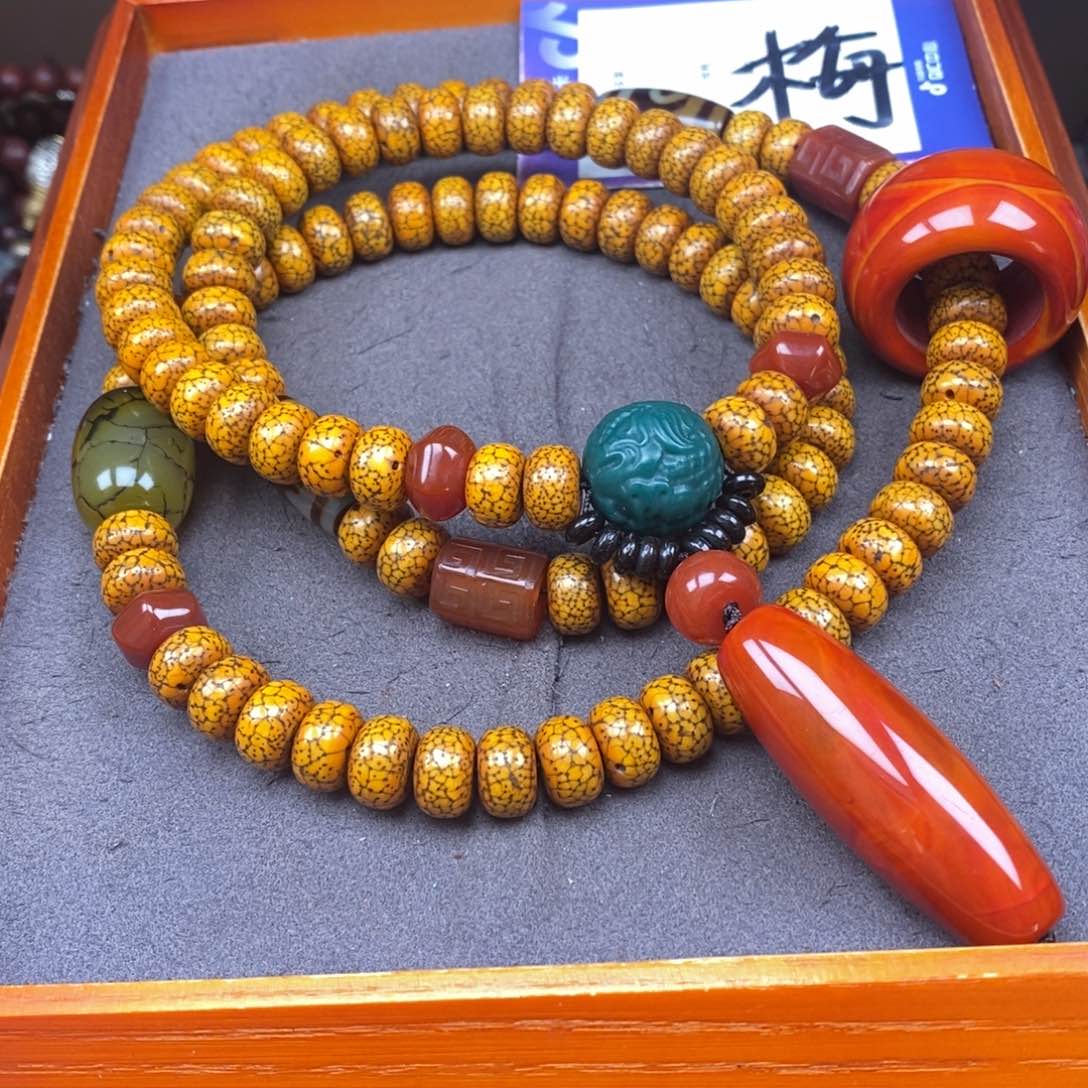 星月菩提吊坠唐****伍星月