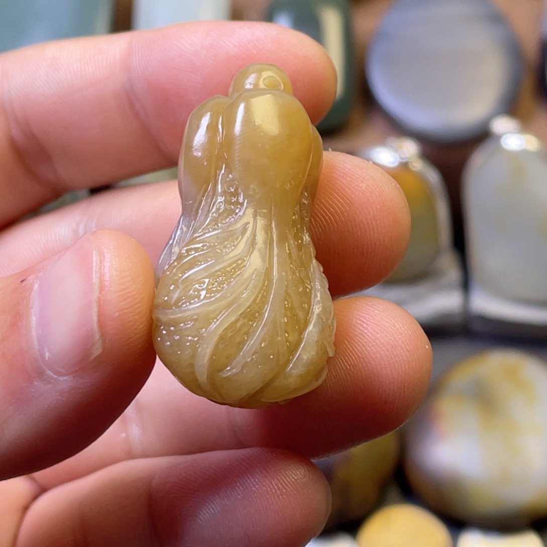 和田玉（糖玉）未镶嵌颈饰