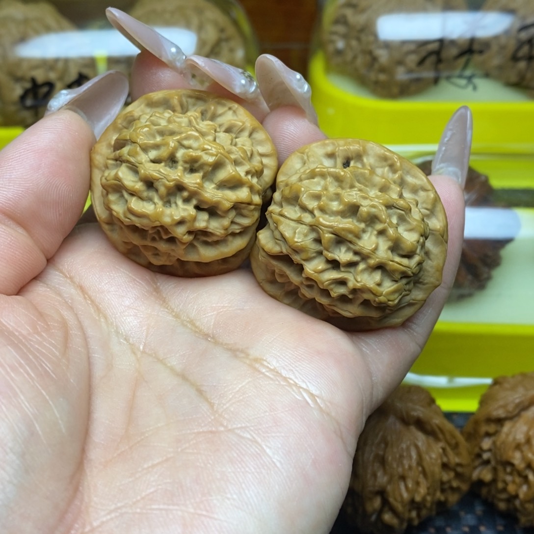 文玩核桃吊坠全品35秦闷