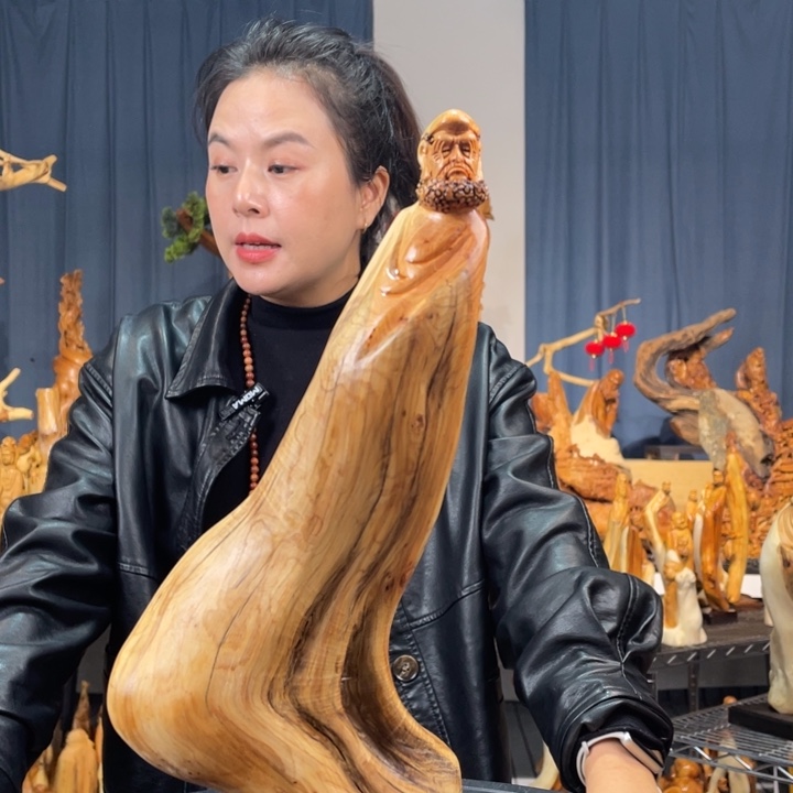 柏木（崖柏）随型摆件