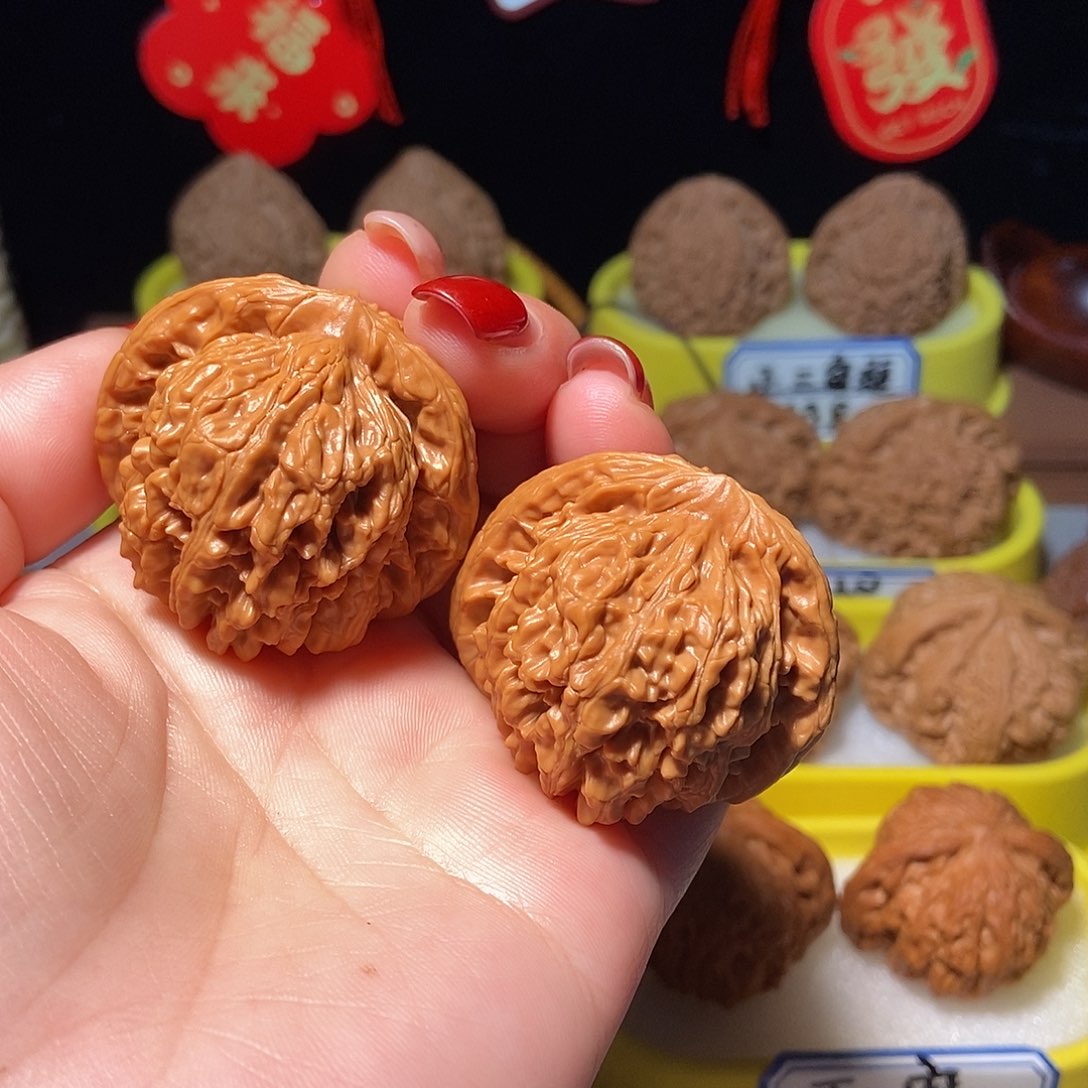 文玩核桃吊坠四座楼