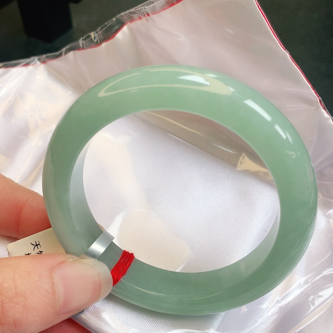 【闪购商品】翡翠手镯未镶嵌缅甸天然a货翡翠