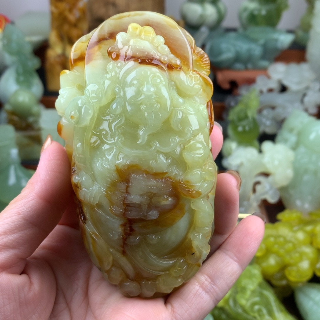 岫玉未镶嵌手把件