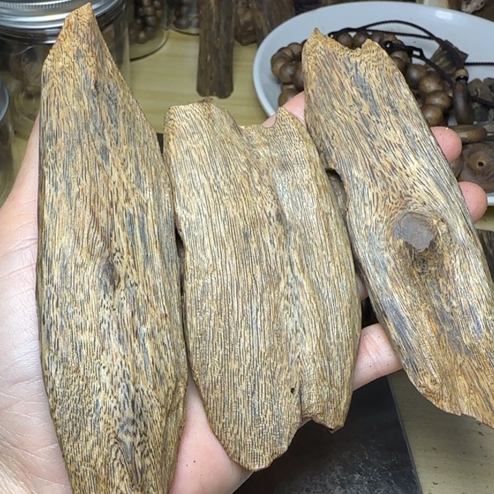 木绿***害金沙叶树心老料98克