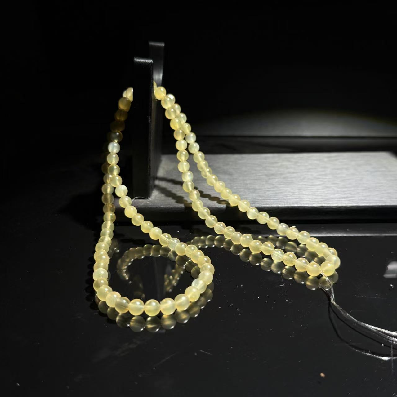 【皇后甄选】皇后8-2号 羊角圆珠长串造型刮板 多样性发其一