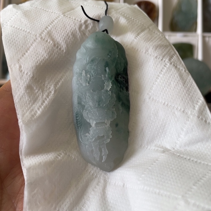 定制翡翠未镶嵌龙牌 毛货 无鉴赏期