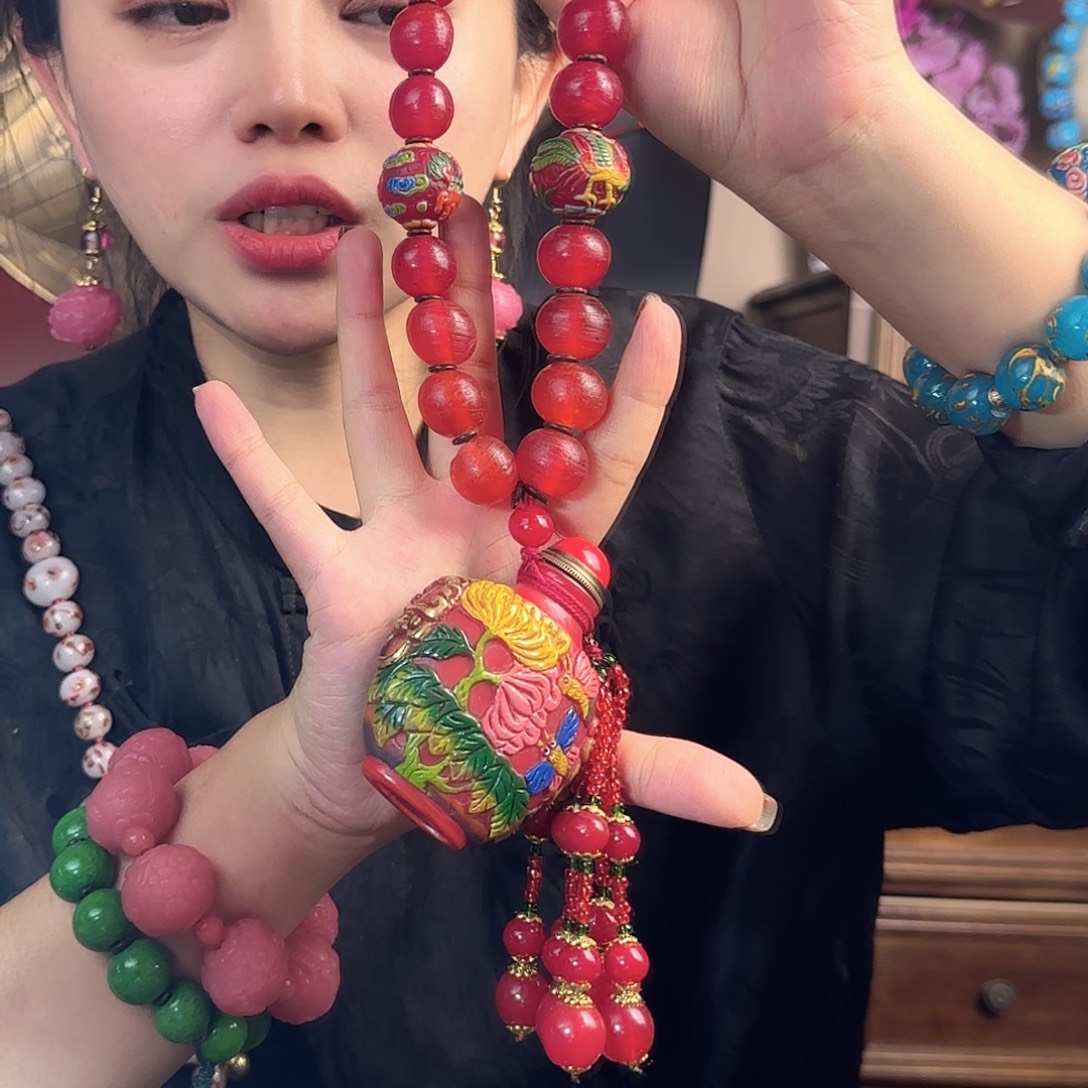 琉璃配饰老琉璃的故事是一个人的故事