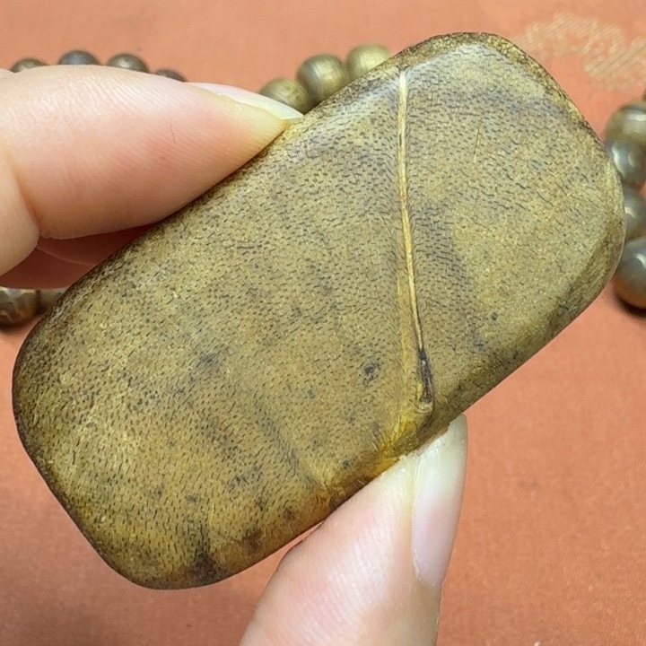 大叶紫檀（黑酸枝木类）