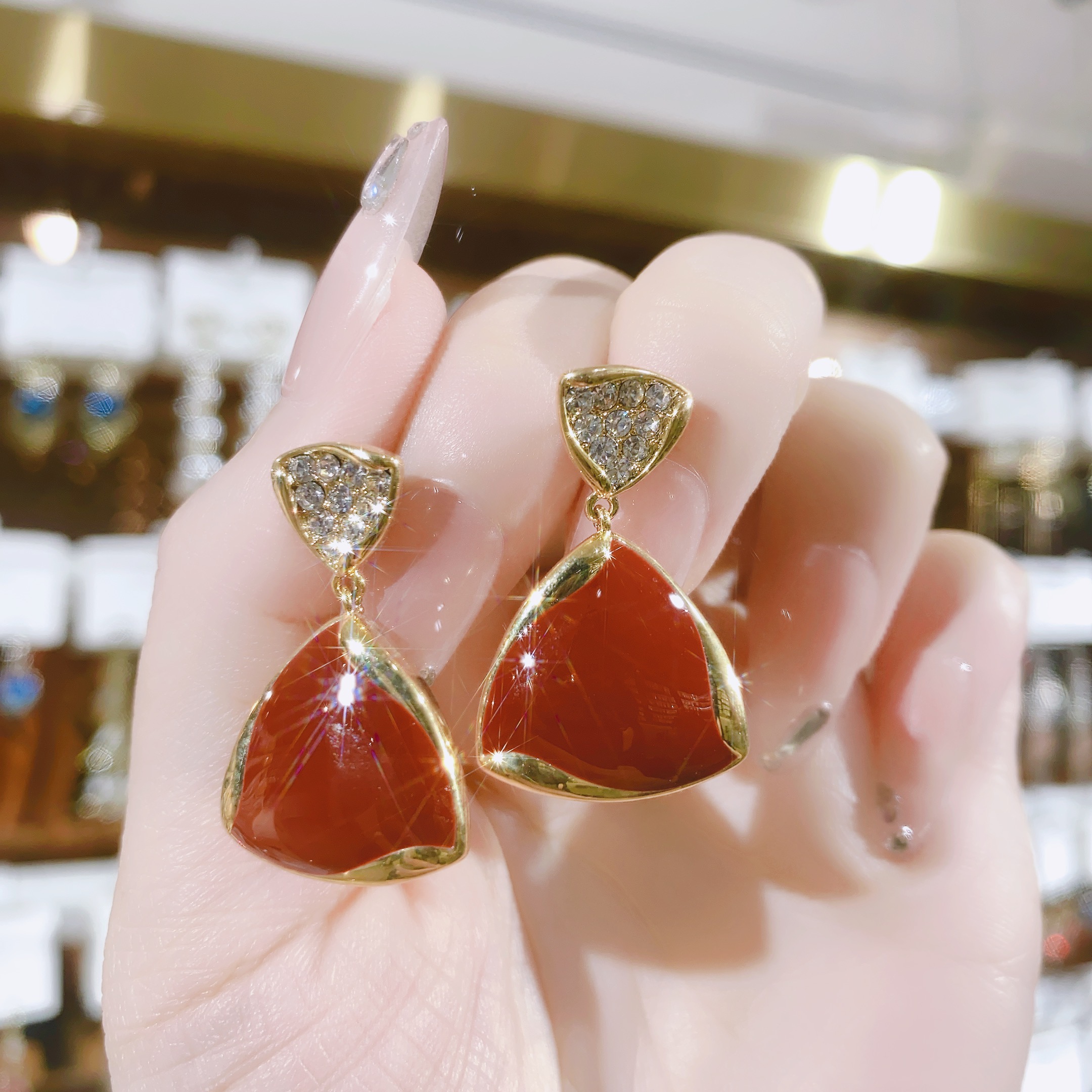 铜合金合成锆石耳饰 小众红色百搭简约几何耳钉B83